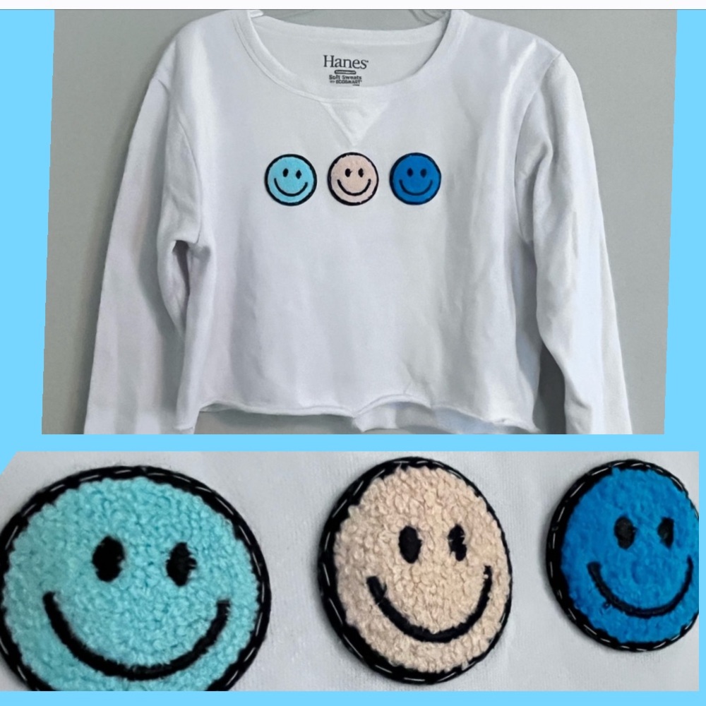 CROP TOP | Hanes | Medium | Fuzzy SMILES!